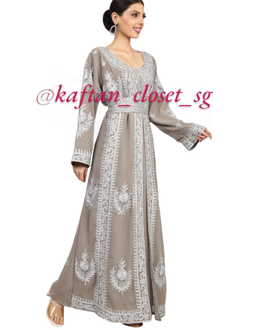 Petra Jalabiya- Taupe