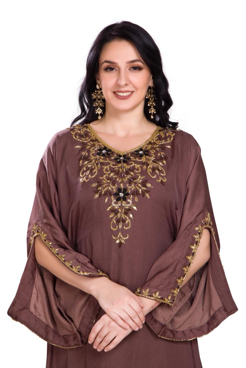 Naura II- Slit sleeves - Rich Brown