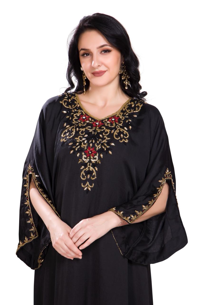 Naura II- Slit sleeves - Black