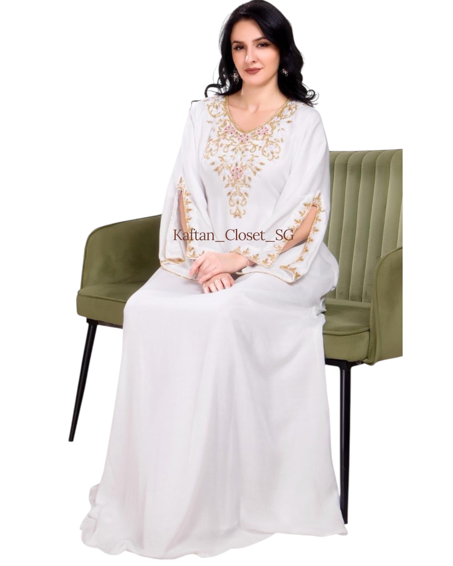Naura II- Slit sleeves - White